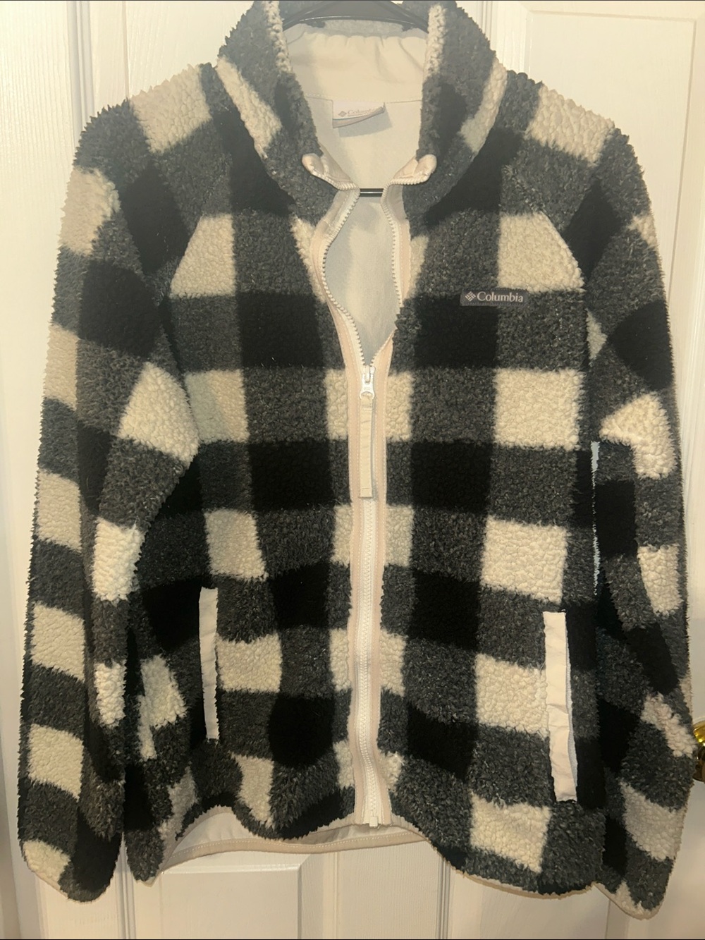 Columbia Black & Cream Check Sherpa Fleece Jacket Small
